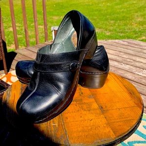 Dansko shoes!!